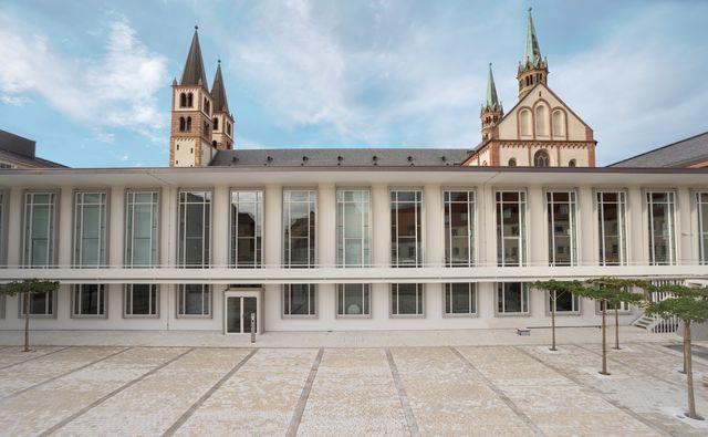 Burkardushaus, Tagungszentrum Am Dom Вюрцбург Экстерьер фото